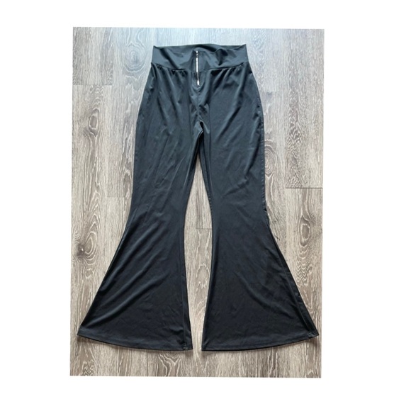 Amazon Pants - NWOT SUPER CUTE BOHO GOTH PANTS WITH ZIPPER FRONT AND BELL BOTTOMS!